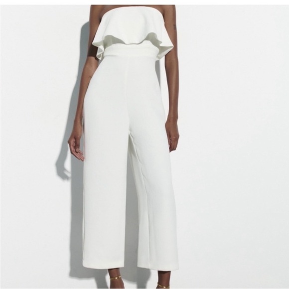 Babaton Pants - Aritiza Babaton Strapless Ruffle
Jumpsuit Wideleg